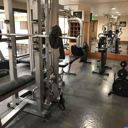 Land Express Neuquen Hotell Eksteriør bilde