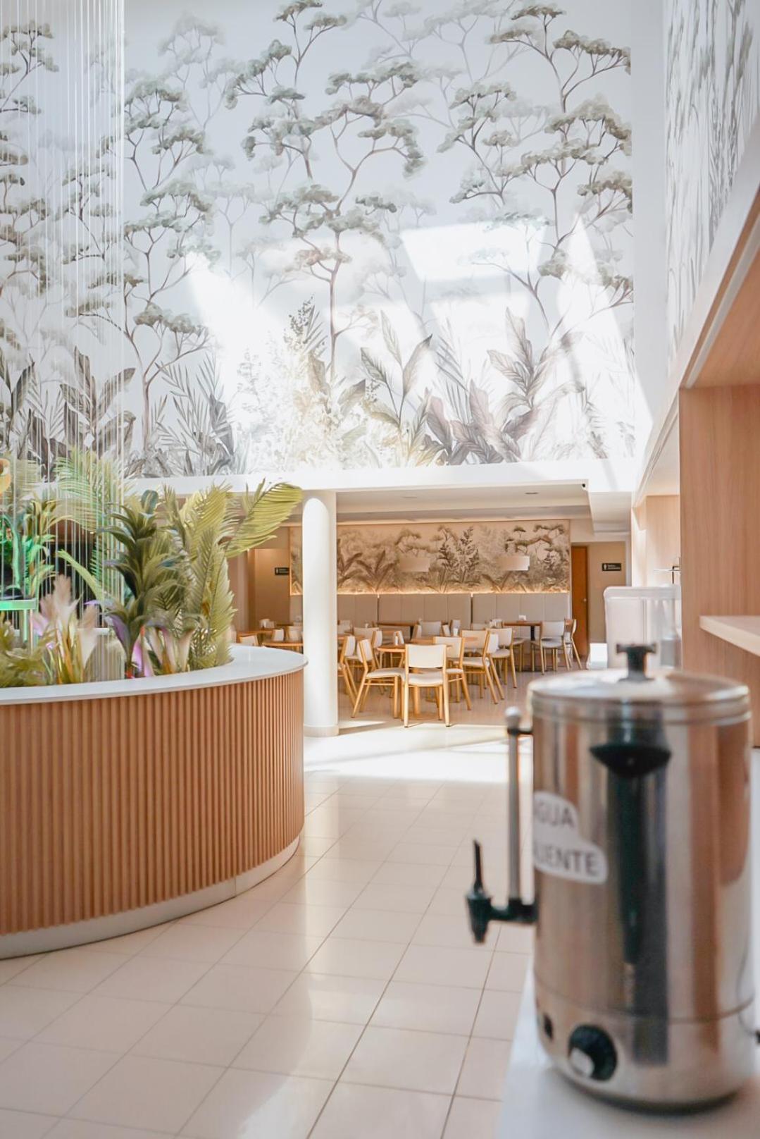 Land Express Neuquen Hotell Eksteriør bilde